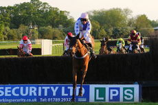 Agetur Conditional Jockeys' H'cap Chase.