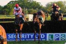 Agetur Conditional Jockeys' H'cap Chase.