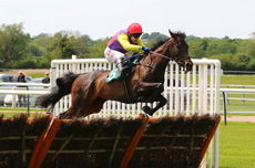Racing TV William Eborall Maiden Hurdle