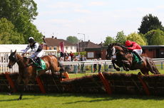 Feldon Dunsmore Carnival H'cap Hurdle.