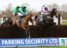 Racing TV Mares' Novices' Handicap Chase.