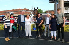 Racing TV Warwickshire NH Flat Race