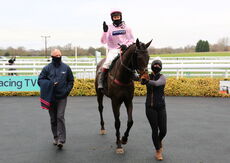Racing TV Mares' Novices' Handicap Chase.