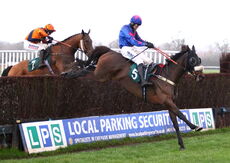 racingtv.com 'Veterans' H'cap Chase