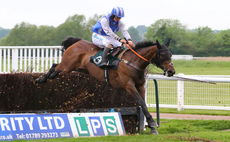 Close Brothers Business Finance Nov H'cap Chase.