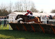 Racingtv.com Hands And Heels H'cap hurdle.