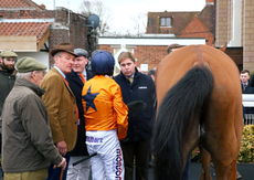 Ballymore Leamington Novices' Hurdle.