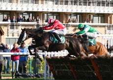 Andrew Whiting Wealth Consultancy H'cap Hurdle.