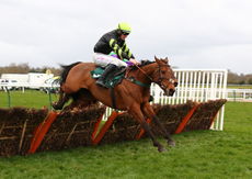 Pony Racing Authority Graduates H'cap Hurdle.