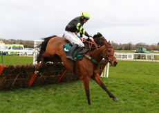 Pony Racing Authority Graduates H'cap Hurdle.