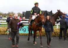 Pony Racing Authority Graduates H'cap Hurdle.