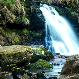 1040-Glenbarrow Waterfall winter Laois2