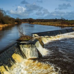 1055-Weir on River Brosna Belmont Offaly Ireland