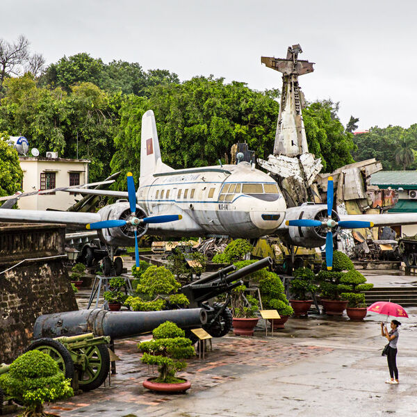 Hanoi Museum - WarRelics
