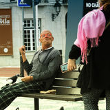 Feeding the pigeons, Cascais