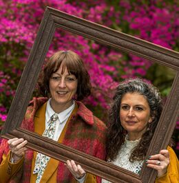 Sarah and Kate Clyne Gardens Shoot 0207 copy 2