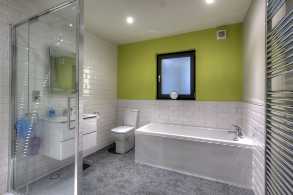 Interior Bathrooms 11