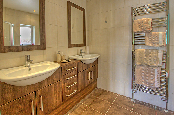 Interior Bathrooms 7