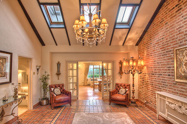 Interior Reception Rooms 5