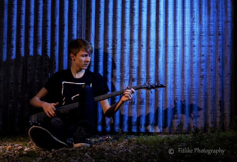 Logan Bass01