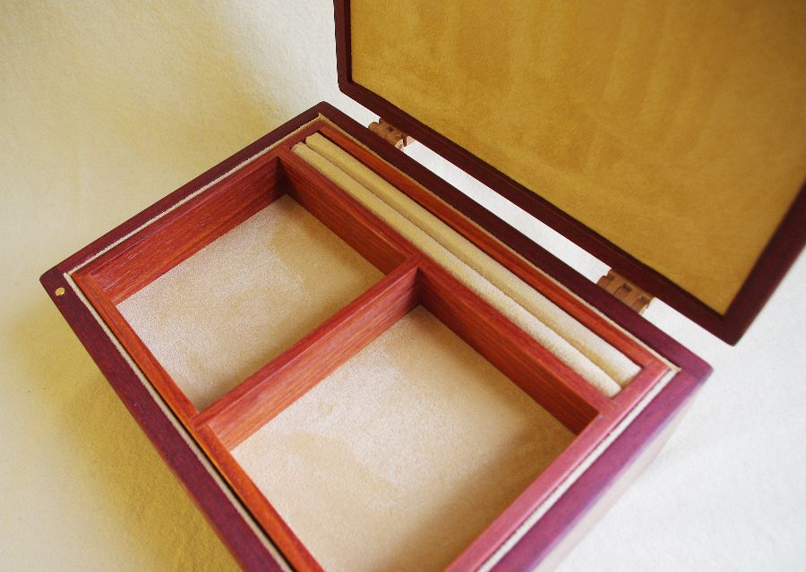 Padauk Sunburst interior