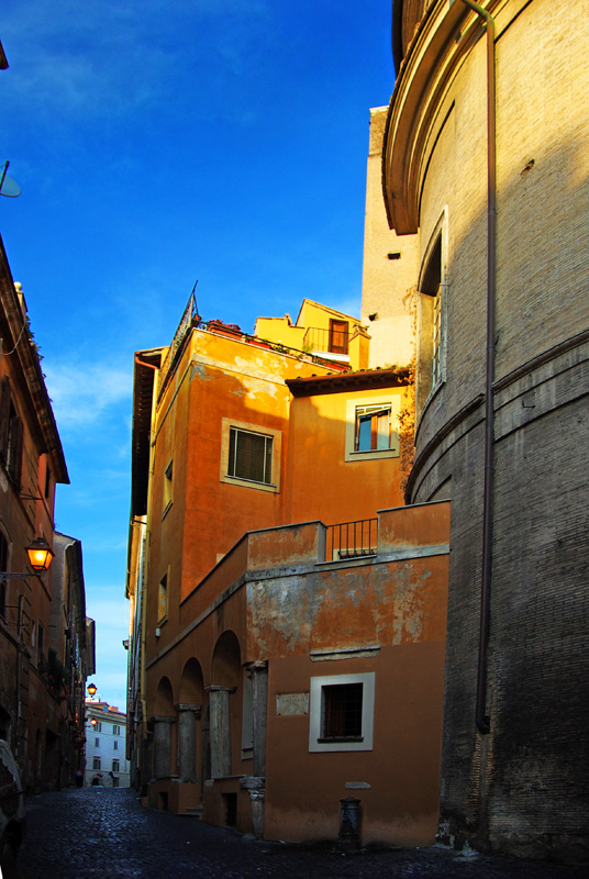 Roma side street,