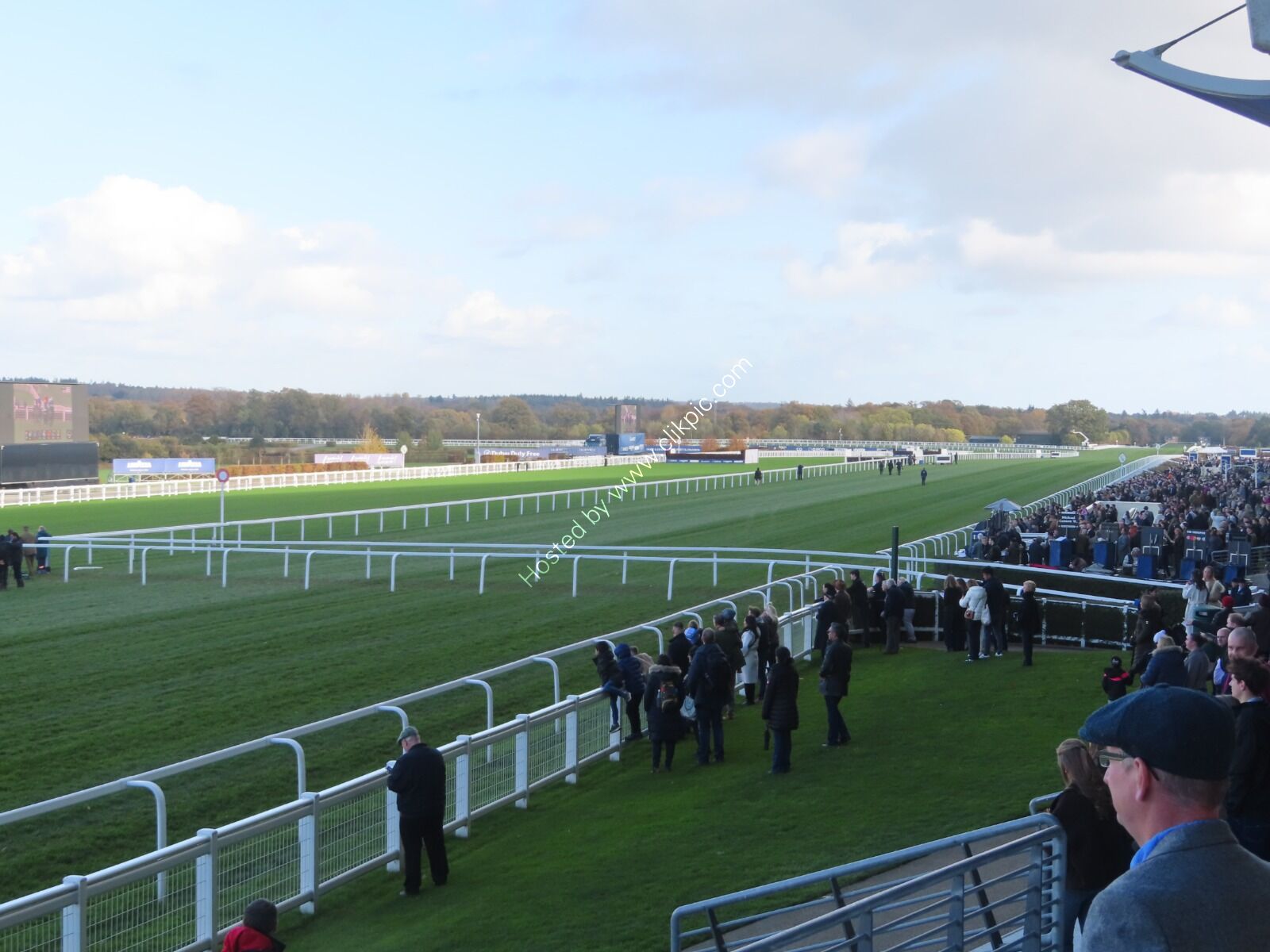 1 Nov Ascot