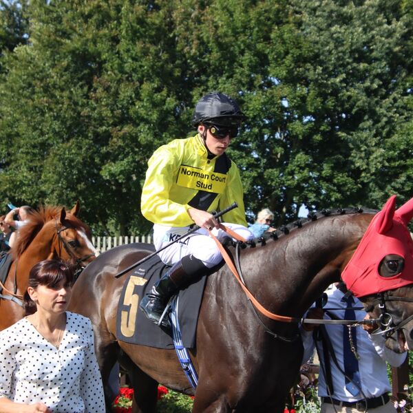 R5 Mister Winston & Jason Watson