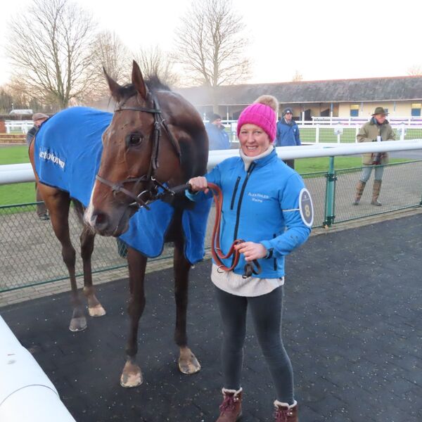 Yellowstone Park & Charlotte