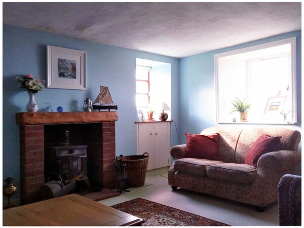 Lounge at 7pm on 4 May