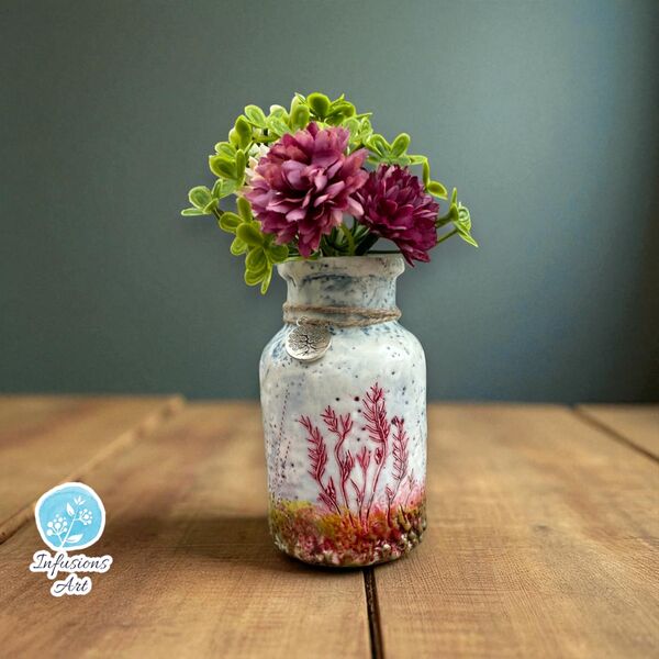 Little Treasure - Bud Vase