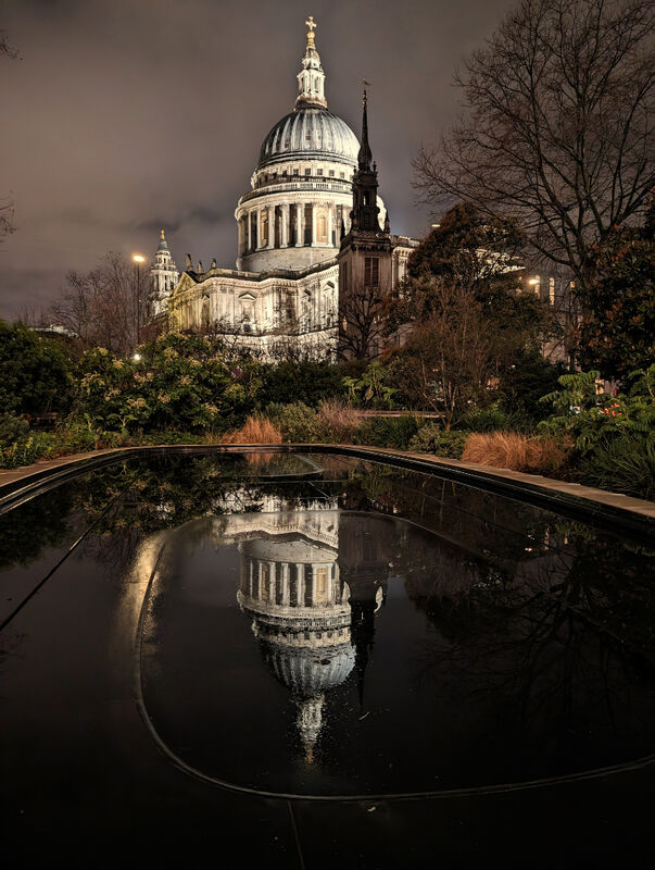 ST PAULS AT NIGHT