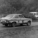 HILL CLIMB - Fintray 05 August, 1979, Bill McGhie (Hillman Avenger) In Ruin Corner (2)