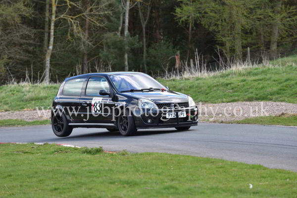 Renault Clio 182 driven by Luke Downie