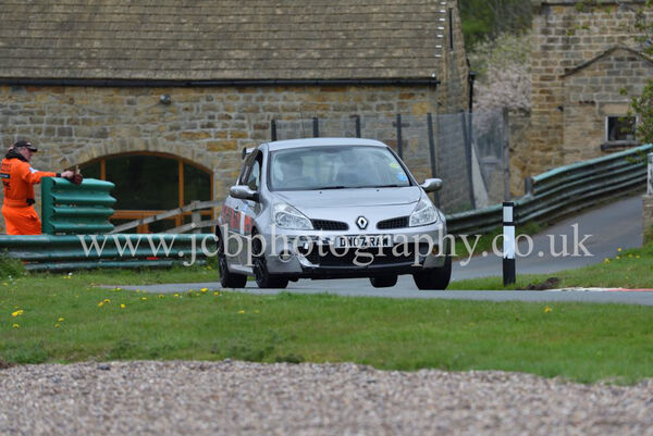 Renault Clio RS 197 driven by Mick Tetlow