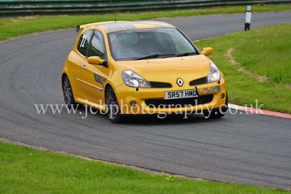 Renault Clio F1 driven by Garry Irving
