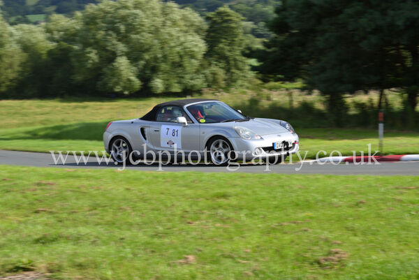 Toyota MR2 MK3 driven by Steven Lyle