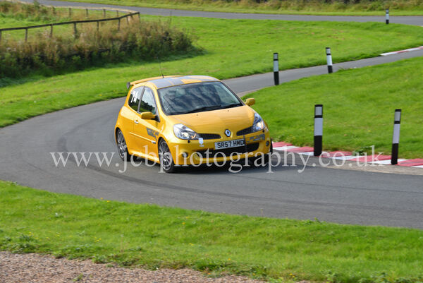 Renault Clio F1 driven by Garry Irving