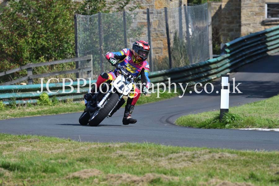 Yamaha TZR ridden by Brian Spencer