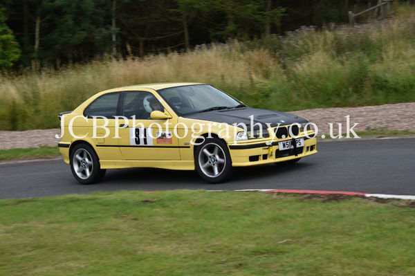 BMW 318TI driven by Andrew Hollis