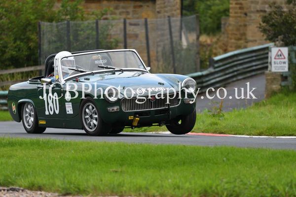 MG Midget driven by Thomas Robinson