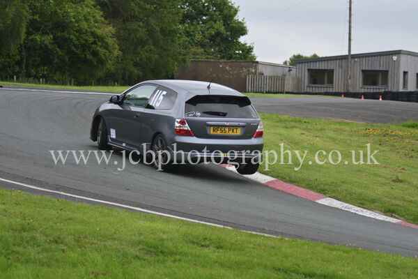 Honda Civic Type R driven by Shane Jowett