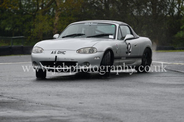 Mazda MX5 driven by Donald Colart