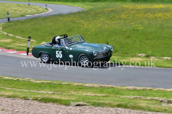 MG Midget driven by Thomas Robinson