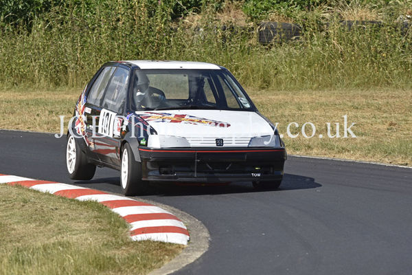 Peugeot 106 driven by Gavin Neate