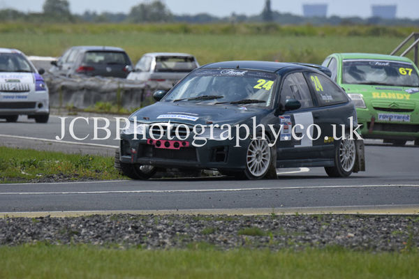 MG ZR driven by Thomas Edmunds