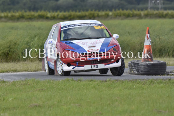 Peugeot 206 GTi driven by Leonardo Lyon