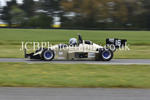 OMS 2000M driven by Simon Boulter