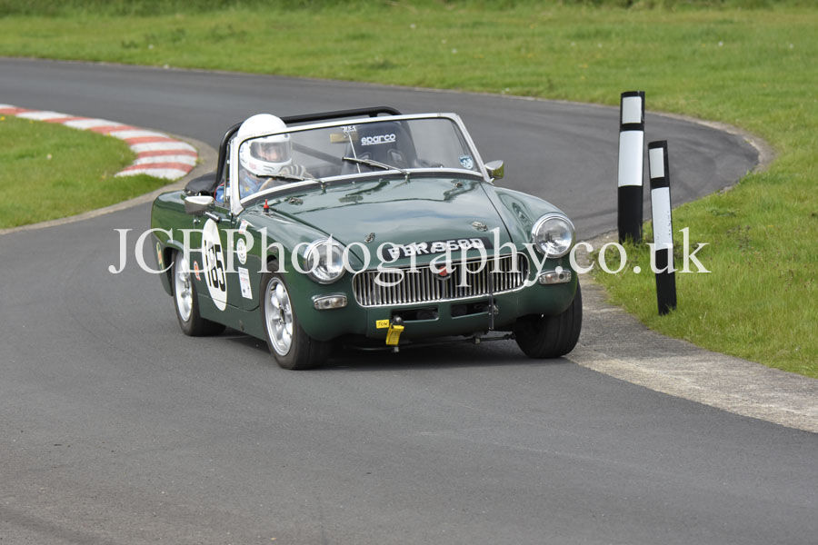 MG Midget driven by Thomas Robinson