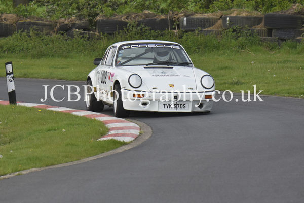 Porsche 911 Carrera driven by Jonathan Williamson